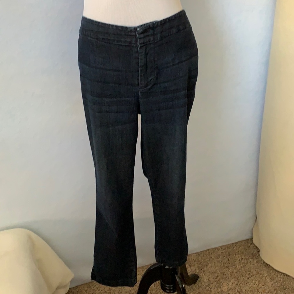 Chicos Metallic Shimmer Dark Wash Capris